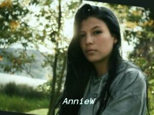 AnnieW