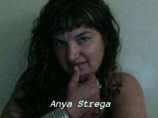 Anya_Strega