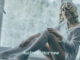 Audrey_Hornee