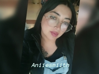 Aniiesmiith