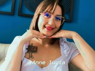 Anne_lucia