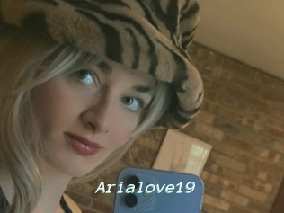 Arialove19