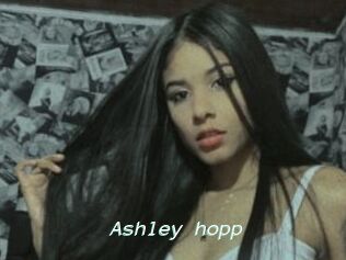 Ashley_hopp