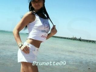 Brunette09