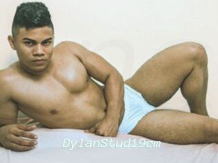 DylanStud19cm