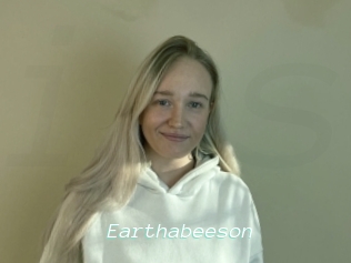 Earthabeeson
