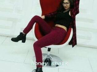 Honey_shark