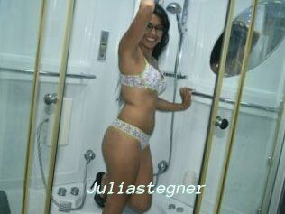 Julia_stegner