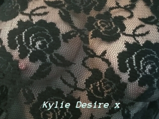 Kylie_Desire_x