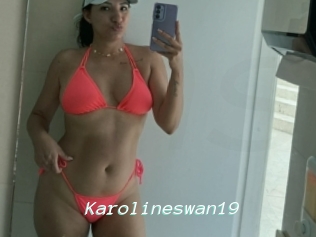 Karolineswan19