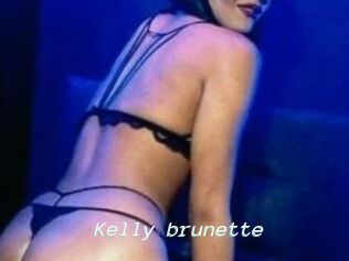 Kelly_brunette