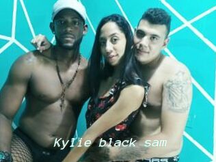 Kylie_black_sam