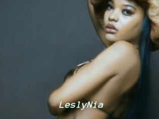 LeslyNia