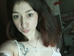 Lolablooms