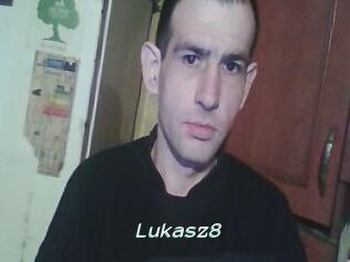 Lukasz8