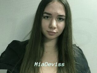 MiaDeviss