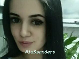 MiaSsanders