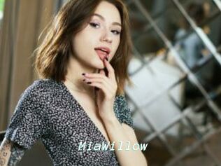 MiaWillow
