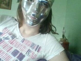 Mia_MacKinnon