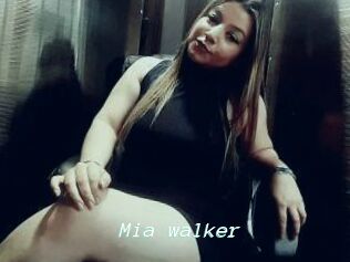 Mia_walker