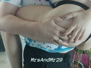 MrsAndMr29
