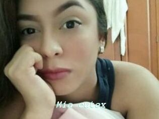 Mia_cutex