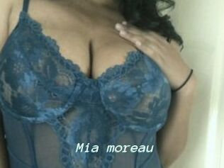 Mia_moreau