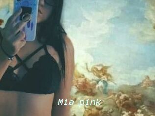 Mia_pink