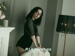 Miajoneses
