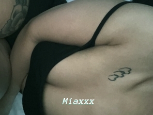 Miaxxx