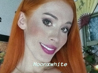 Moonxwhite