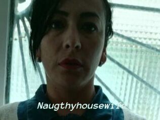 Naugthy_housewife