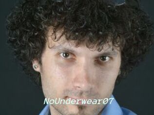 NoUnderwear07