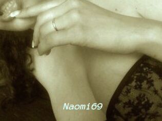 Naomi69