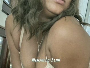 Naomiplum