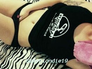 Sexyblondie19