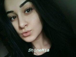 ShineMia