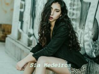 Sia_Medeiros