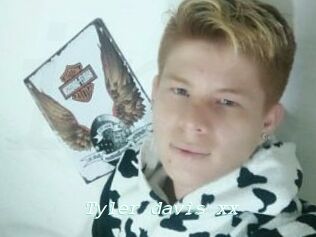 Tyler_davis_xx